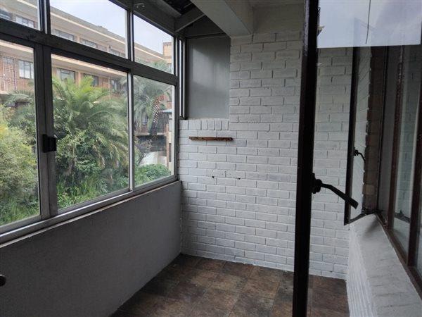2 Bedroom Property for Sale in Florida Gauteng
