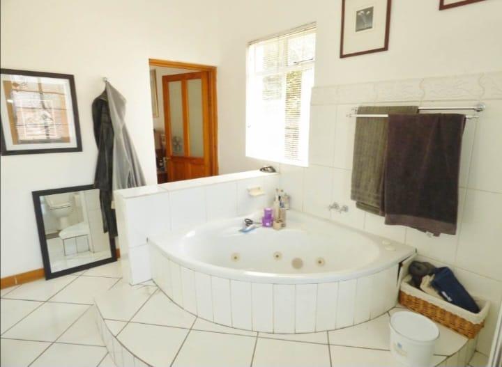 4 Bedroom Property for Sale in Benoni Central Gauteng