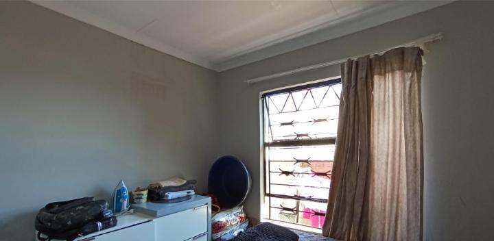2 Bedroom Property for Sale in Fleurhof Gauteng