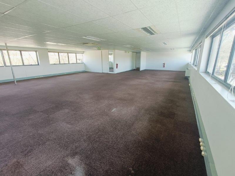To Let commercial Property for Rent in Randjespark Gauteng