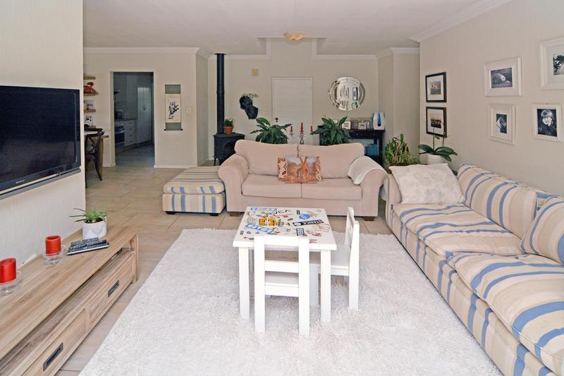 3 Bedroom Property for Sale in Fourways Gardens Gauteng