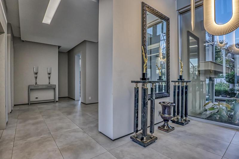 4 Bedroom Property for Sale in Waterfall Equestrian Estate Gauteng
