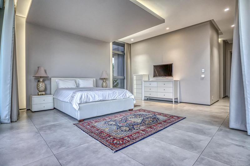 4 Bedroom Property for Sale in Waterfall Equestrian Estate Gauteng