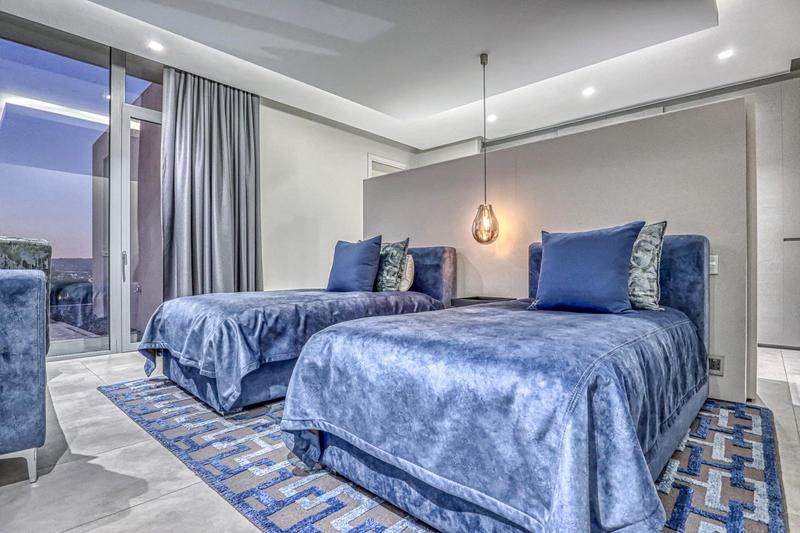 4 Bedroom Property for Sale in Waterfall Equestrian Estate Gauteng