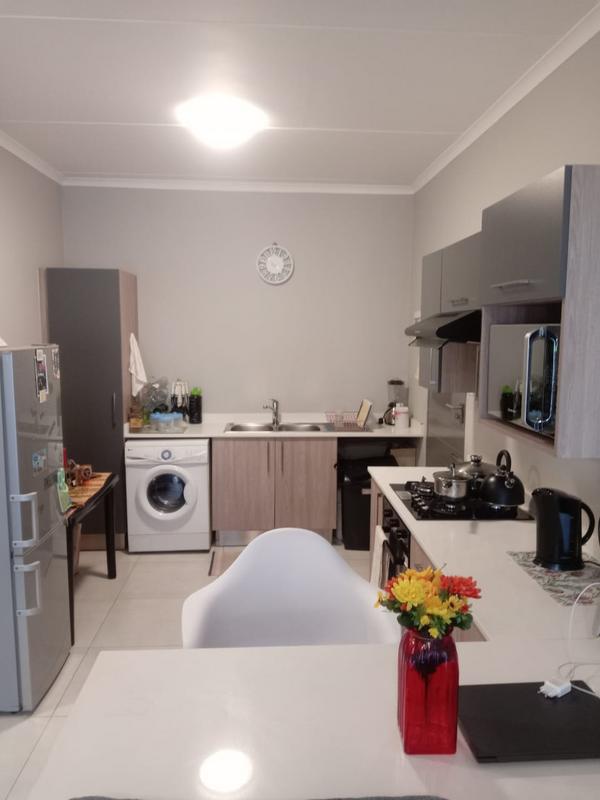 To Let 2 Bedroom Property for Rent in Midridge Park Gauteng