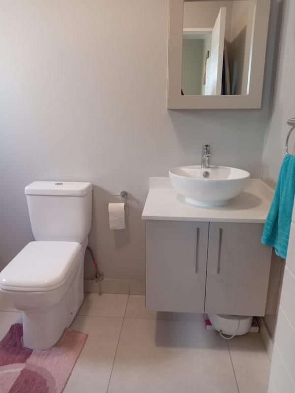 To Let 2 Bedroom Property for Rent in Midridge Park Gauteng