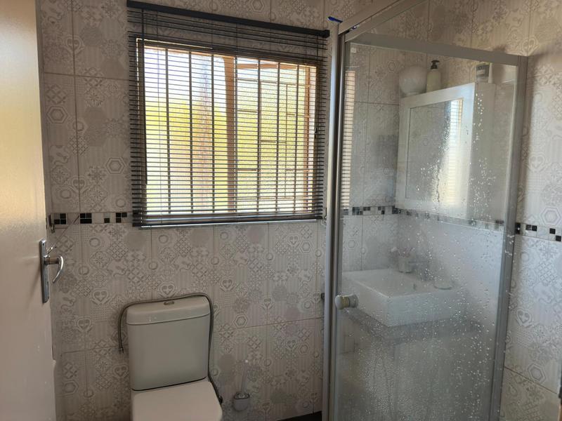 To Let 2 Bedroom Property for Rent in Erasmia Gauteng