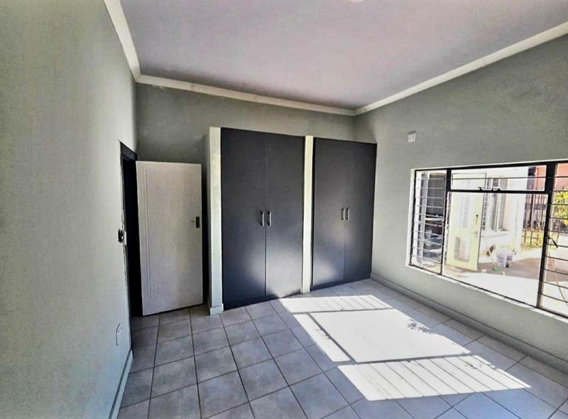 3 Bedroom Property for Sale in Wonderboom South Gauteng