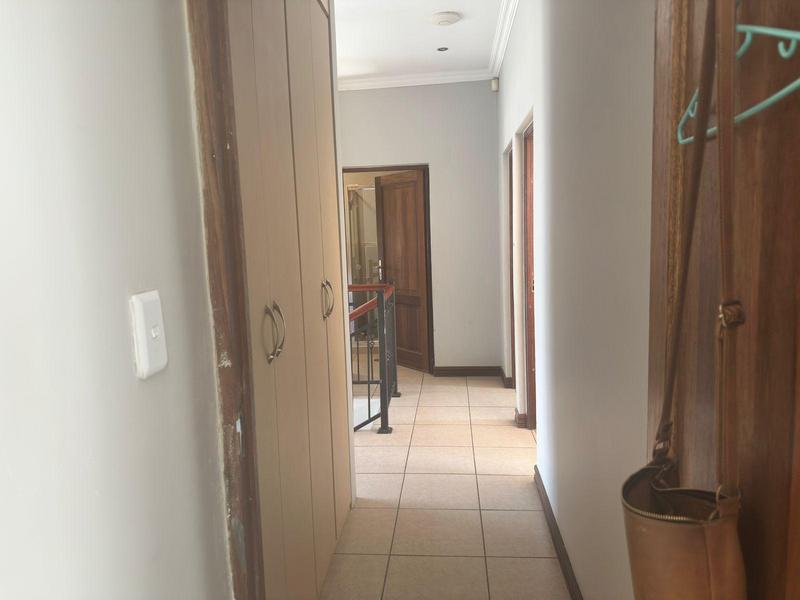 3 Bedroom Property for Sale in Raslouw Manor Gauteng