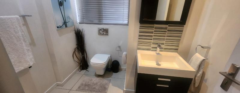 To Let 2 Bedroom Property for Rent in Bedfordview Gauteng