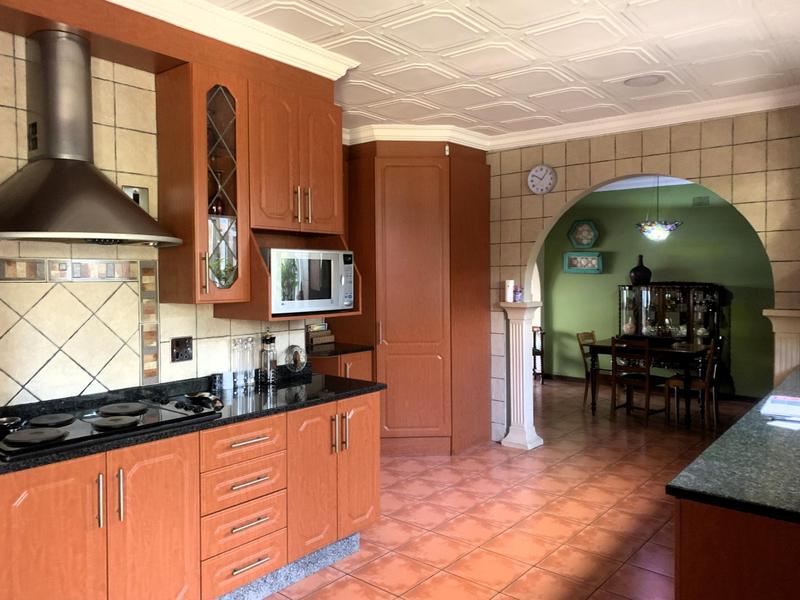 5 Bedroom Property for Sale in Libradene Gauteng