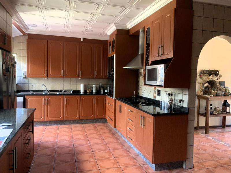 5 Bedroom Property for Sale in Libradene Gauteng