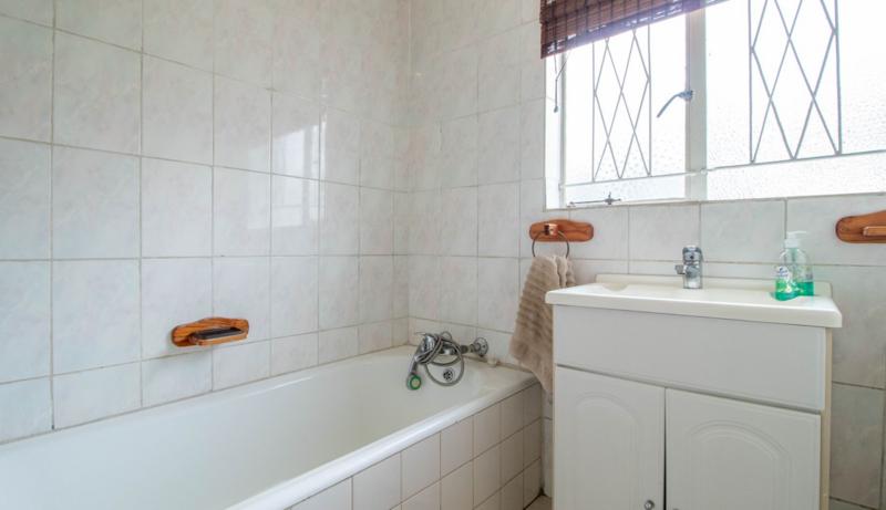3 Bedroom Property for Sale in De Klerkshof Gauteng
