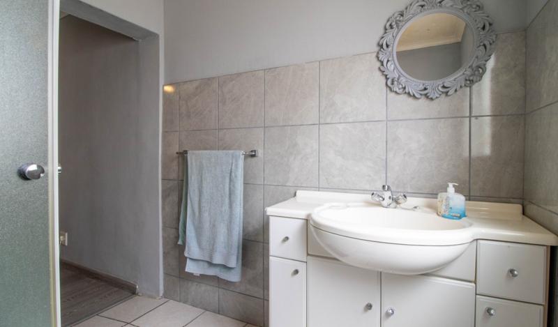 3 Bedroom Property for Sale in De Klerkshof Gauteng