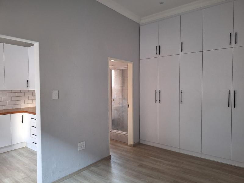 To Let 1 Bedroom Property for Rent in Selection Park Gauteng