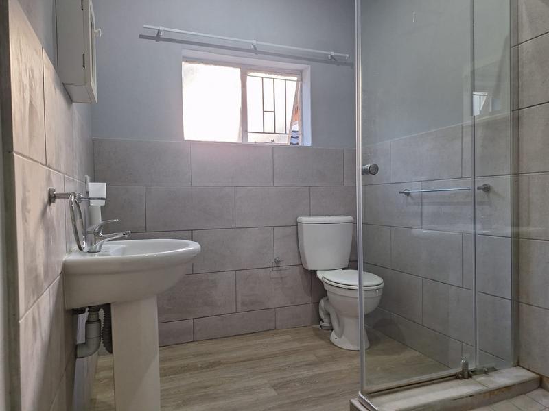 To Let 1 Bedroom Property for Rent in Selection Park Gauteng