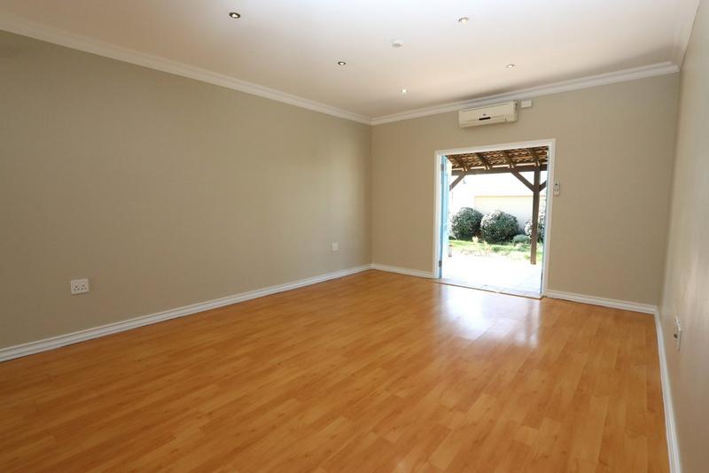 To Let 3 Bedroom Property for Rent in Broadacres Gauteng
