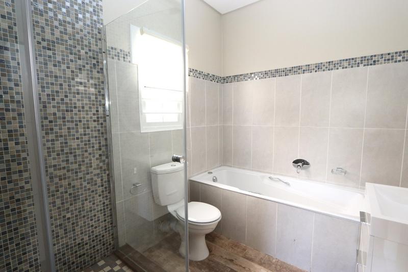 To Let 3 Bedroom Property for Rent in Broadacres Gauteng