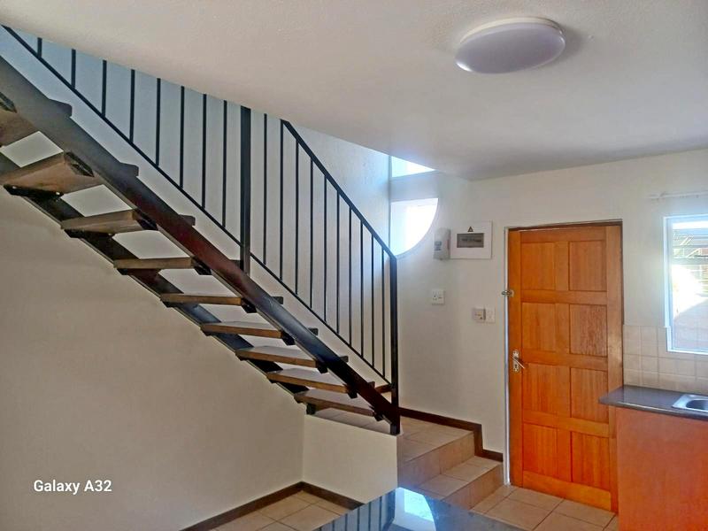 2 Bedroom Property for Sale in Birchleigh Gauteng