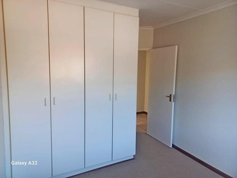2 Bedroom Property for Sale in Birchleigh Gauteng