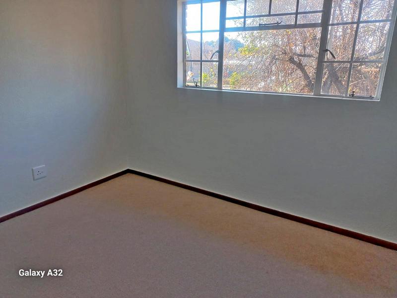 2 Bedroom Property for Sale in Birchleigh Gauteng