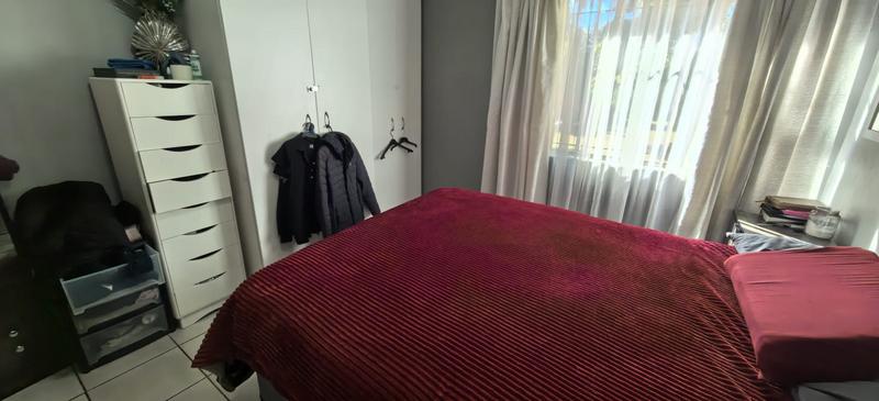 4 Bedroom Property for Sale in Florida Park Gauteng