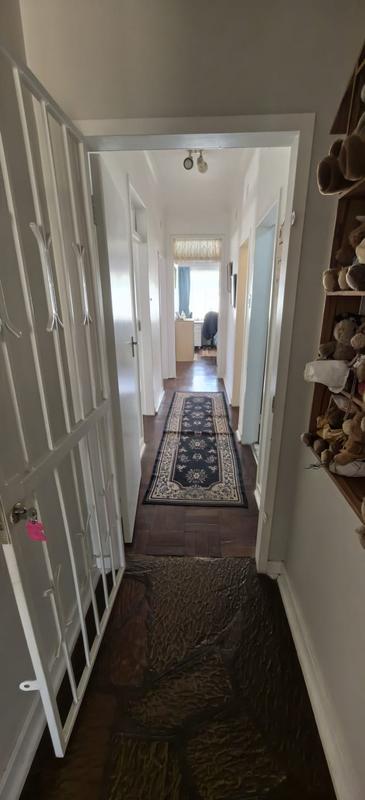 4 Bedroom Property for Sale in Florida Park Gauteng