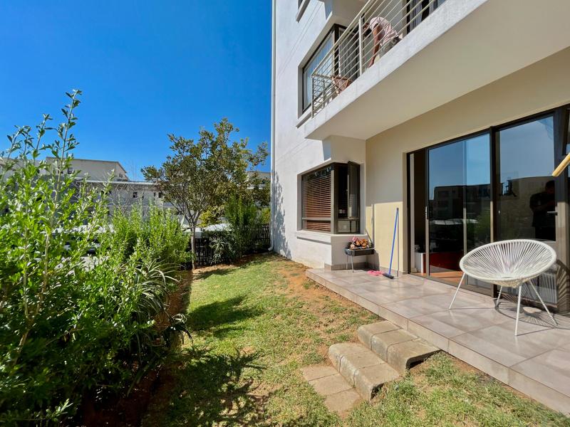 To Let 2 Bedroom Property for Rent in Beverley Gauteng