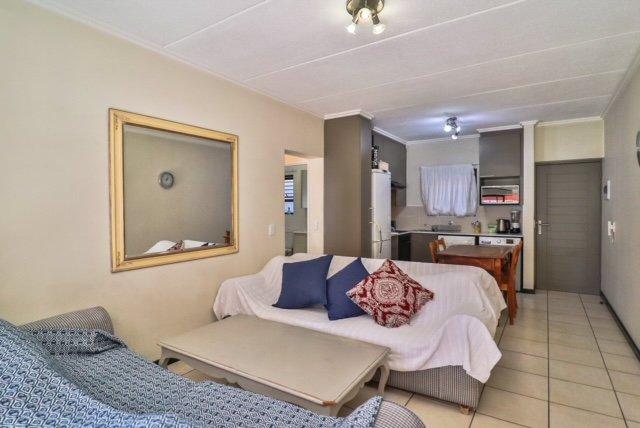 To Let 1 Bedroom Property for Rent in Fourways Gauteng