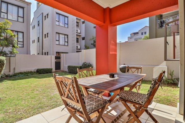 To Let 1 Bedroom Property for Rent in Fourways Gauteng
