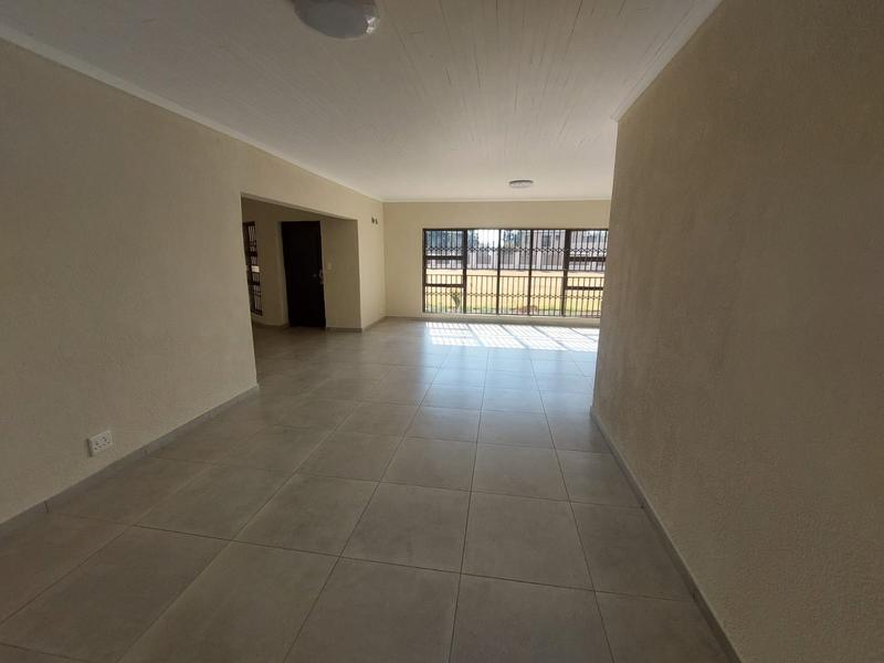 7 Bedroom Property for Sale in Dalpark Ext 1 Gauteng