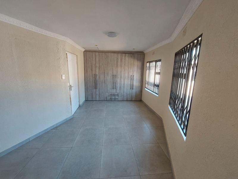 7 Bedroom Property for Sale in Dalpark Ext 1 Gauteng