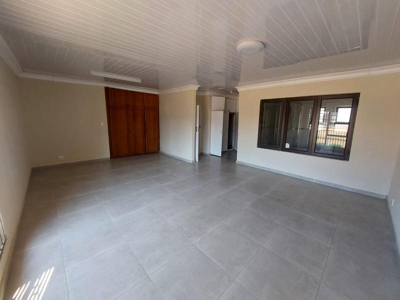 7 Bedroom Property for Sale in Dalpark Ext 1 Gauteng