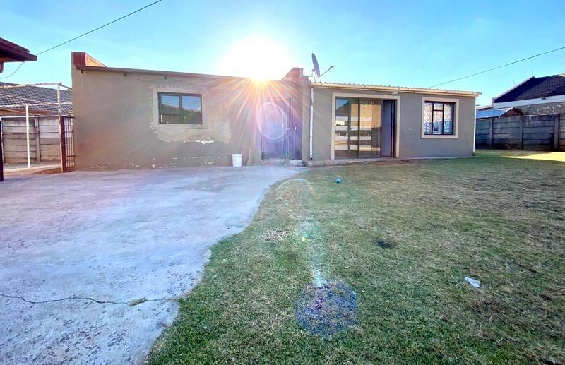 To Let 0 Bedroom Property for Rent in Witpoortjie Gauteng