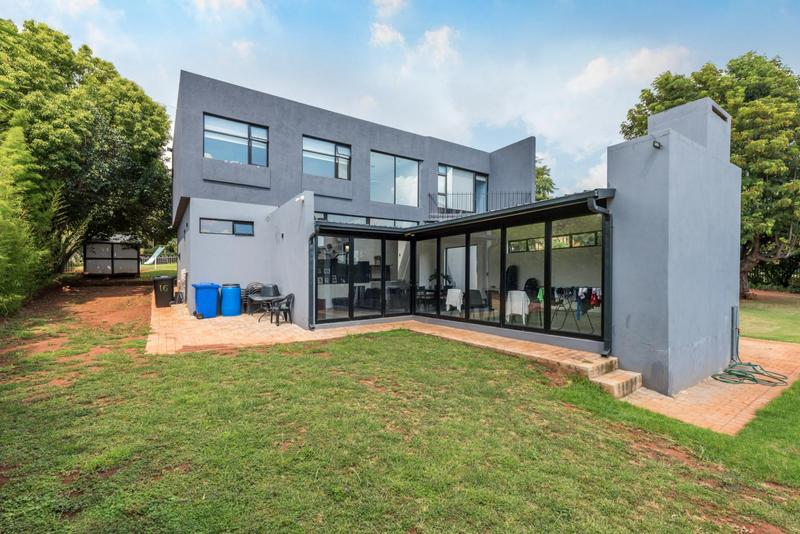 3 Bedroom Property for Sale in Bedfordview Gauteng