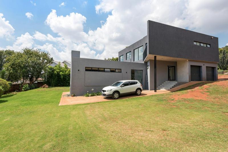 3 Bedroom Property for Sale in Bedfordview Gauteng