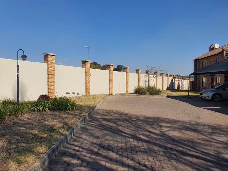 1 Bedroom Property for Sale in Noordwyk Gauteng