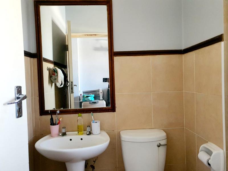 1 Bedroom Property for Sale in Noordwyk Gauteng
