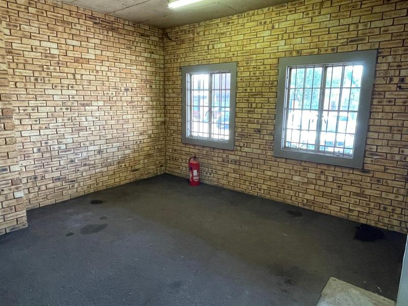To Let commercial Property for Rent in Hennopspark Gauteng