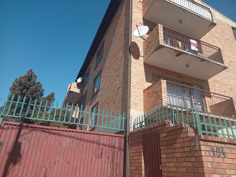 To Let 2 Bedroom Property for Rent in Turffontein Gauteng