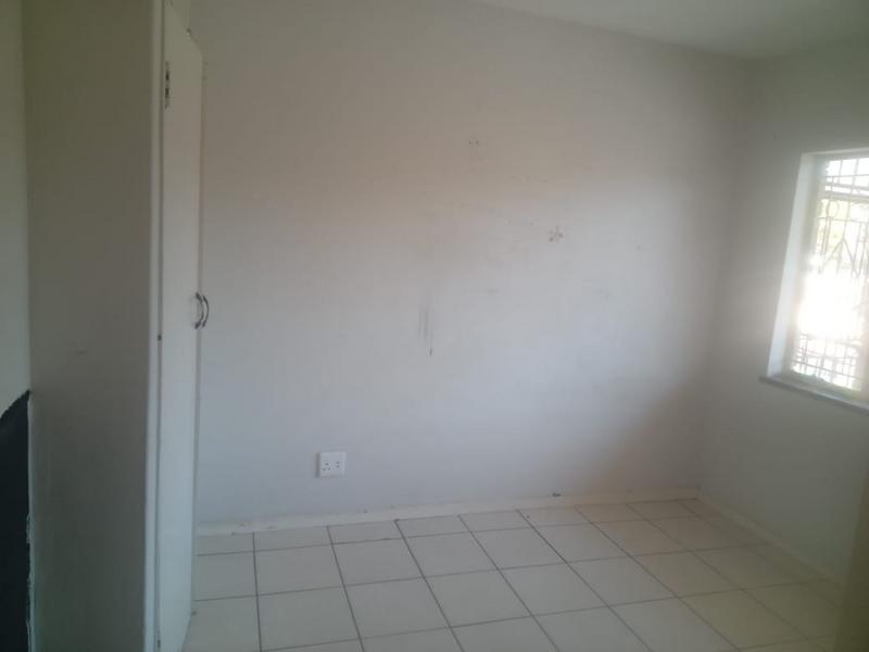 To Let 2 Bedroom Property for Rent in Turffontein Gauteng