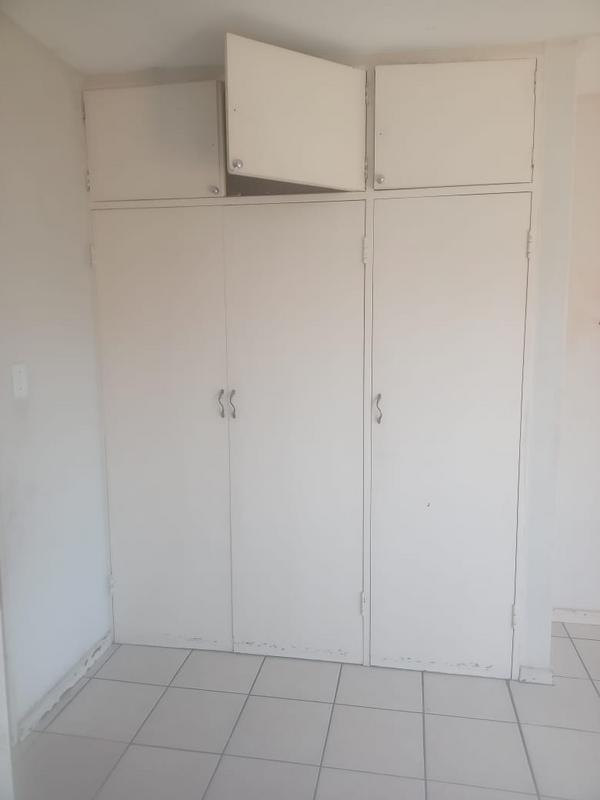 To Let 2 Bedroom Property for Rent in Turffontein Gauteng