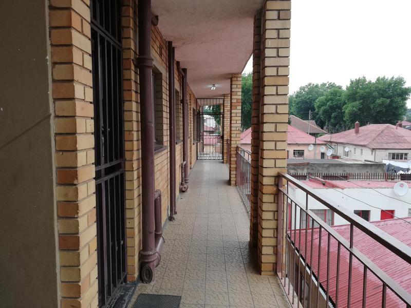 To Let 2 Bedroom Property for Rent in Turffontein Gauteng