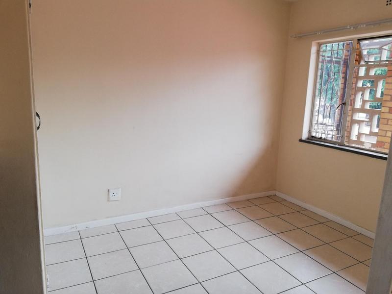 To Let 2 Bedroom Property for Rent in Turffontein Gauteng
