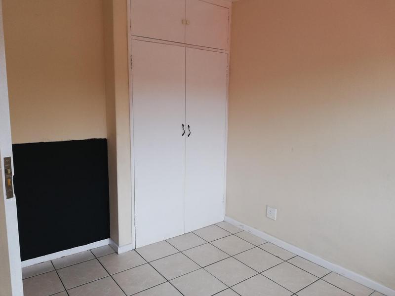 To Let 2 Bedroom Property for Rent in Turffontein Gauteng