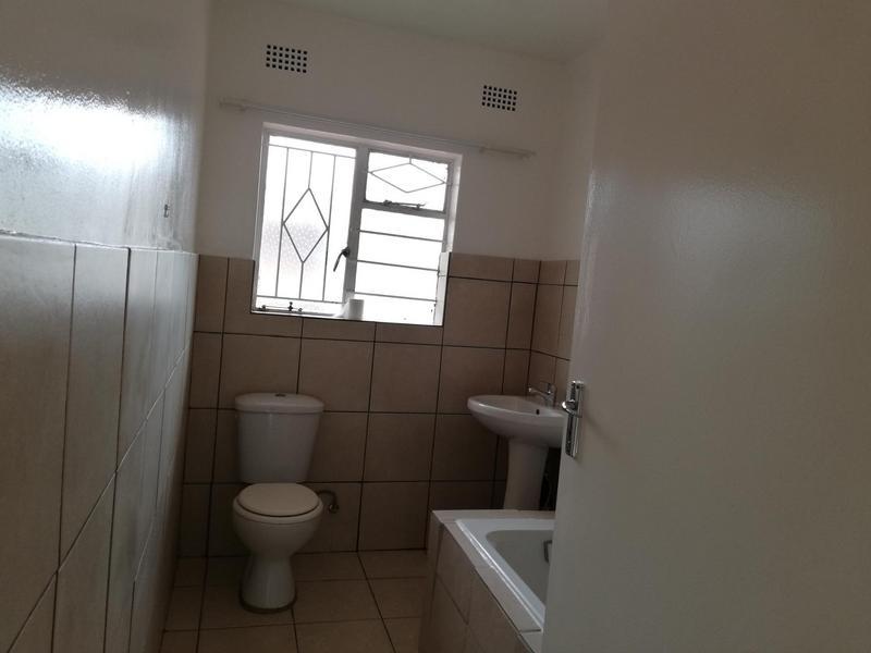 To Let 2 Bedroom Property for Rent in Turffontein Gauteng