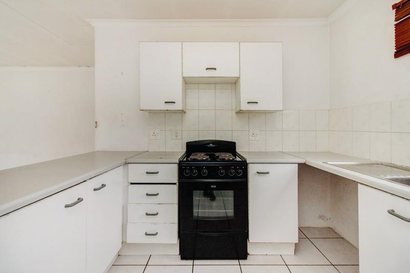 2 Bedroom Property for Sale in Vorna Valley Gauteng