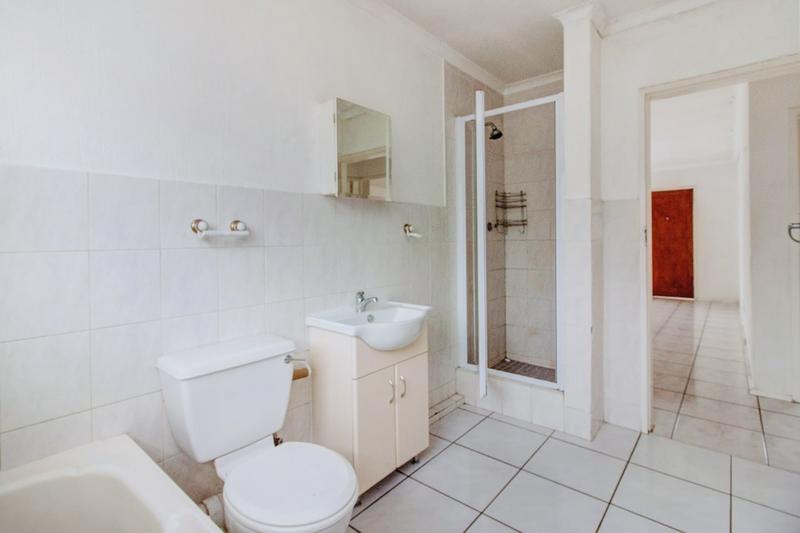 2 Bedroom Property for Sale in Vorna Valley Gauteng
