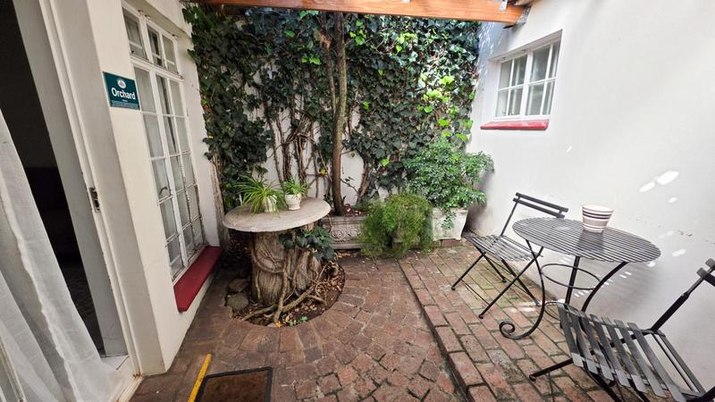 To Let 1 Bedroom Property for Rent in Craighall Park Gauteng