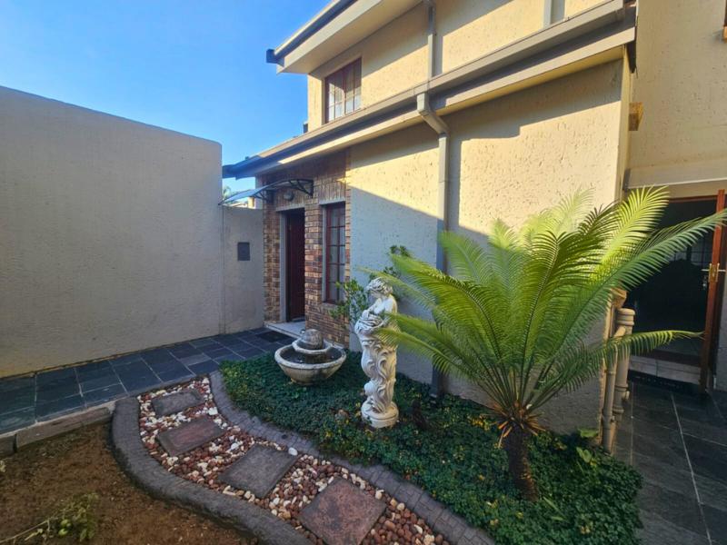 To Let 3 Bedroom Property for Rent in Blue Gill Estate Gauteng